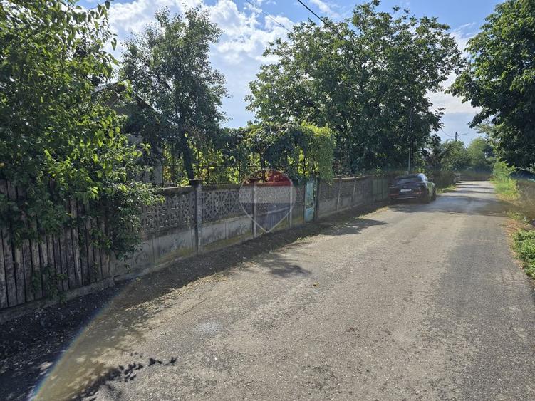 Casă de caramida finisata 75mp, teren 900mp | jud Dambovita