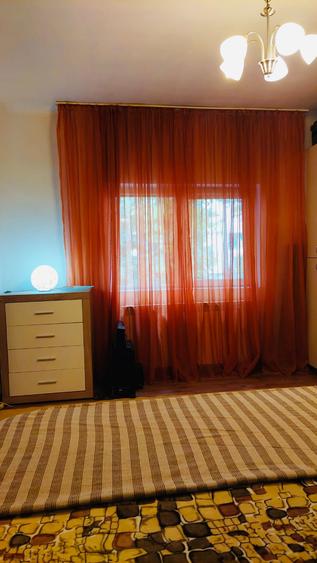 Carol, Mitropoliti, ap. 2 camere, et.1, 58mp, recent renovat, 450Euro/luna