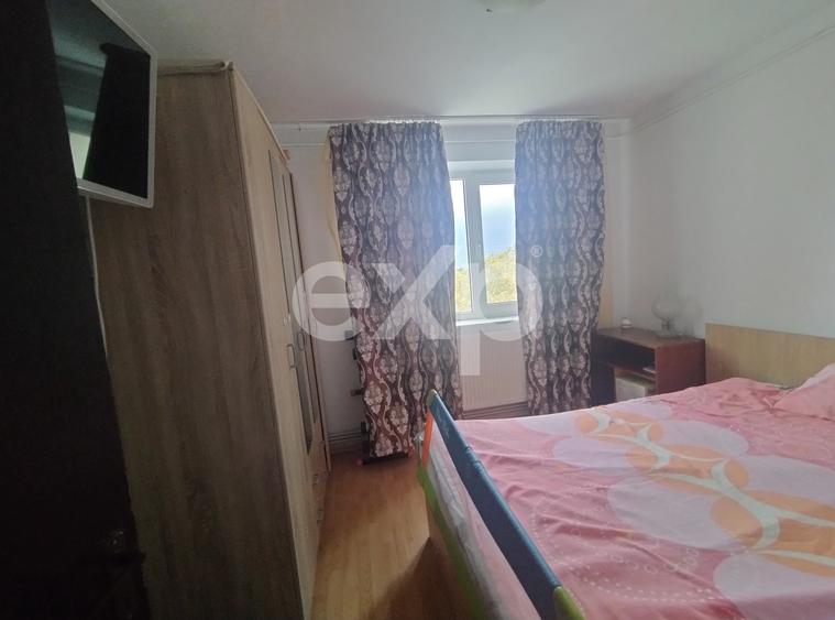 APARTAMENT 2 CAMERE TRIVALE ETAJ 4
