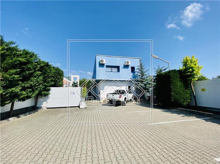 Spatiu de birouri, finisat modern, 4 parcari - Scoala de Inot