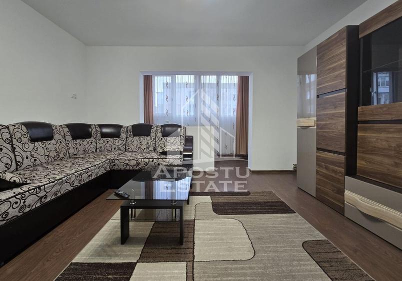 Apartament 4 camere , centrala proprie, Etaj Intermediar , Lipovei