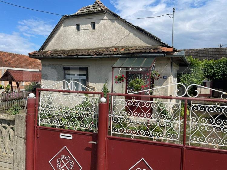 Doua case + anexa, teren 1655mp, Vama Buzaului (Acris)