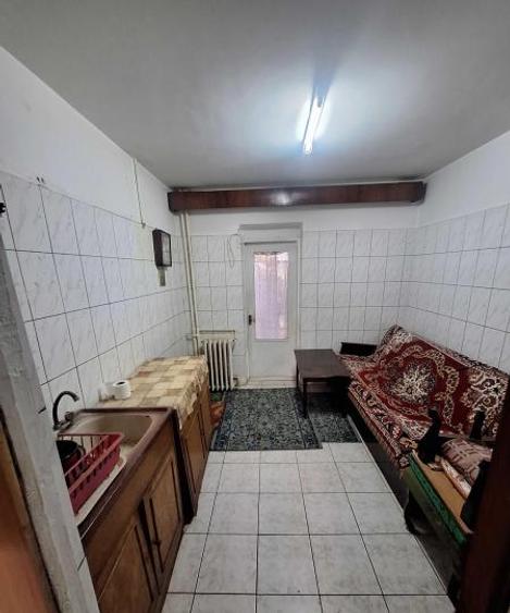 Apartament 3 camere decomandate zona Inel 2