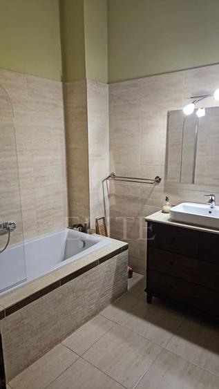 Apartament 2 camere în zona Facultatea de Litere