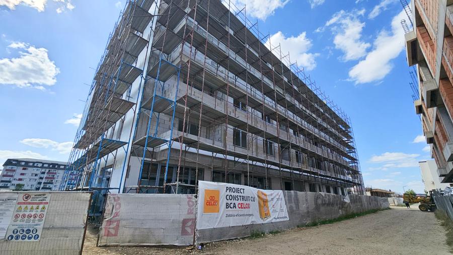 Apartament de vanzare 3 camere decomandat , 2 bai si loc de parcare Militari