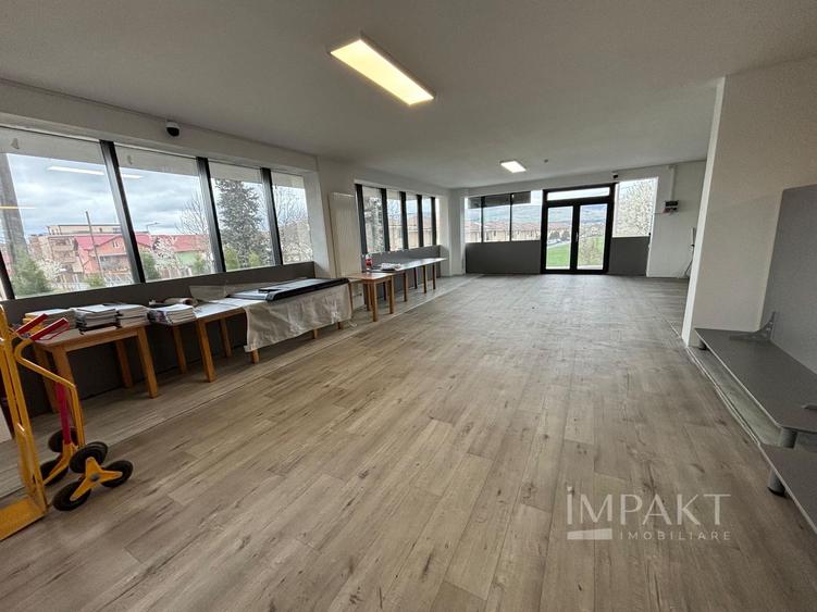 De vânzare spațiu comercial, show-room - Florești