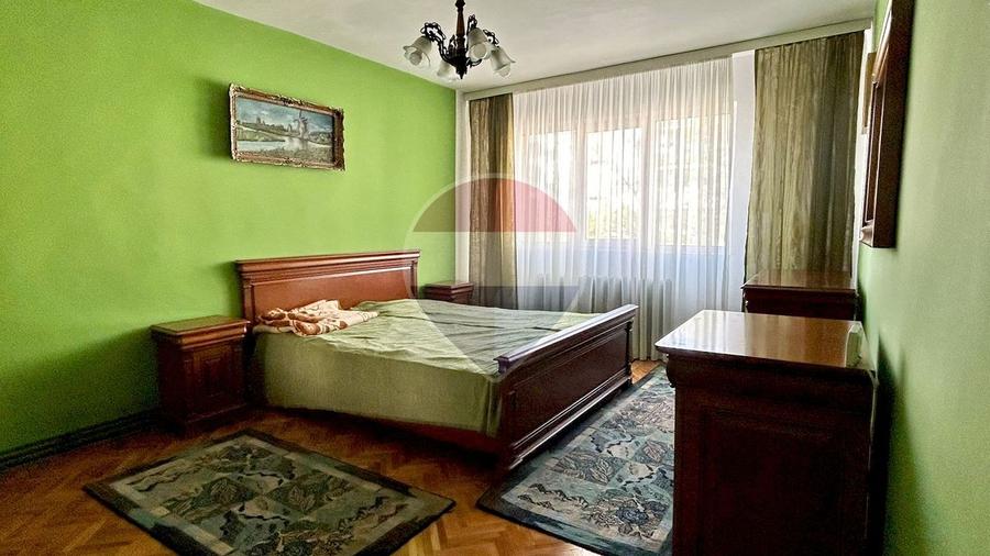 Apartament 3 camere, zona Scorțarilor, etaj 2/4, boxă, Mărăști