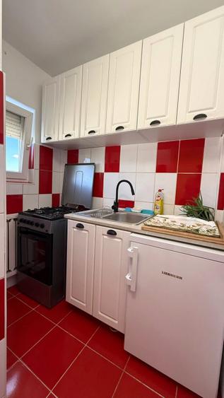 Oportunitate rara–garsoniera langa Spitalul de Recuperare, str.L.Pasteur, balcon