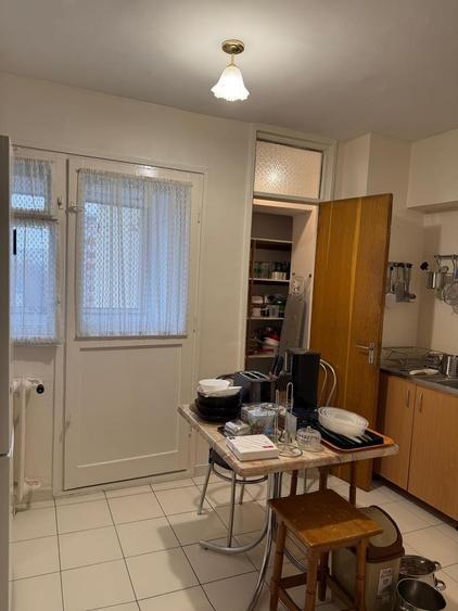 Apartament 3 camere Mosilor-decomandat- et 6- an 1980
