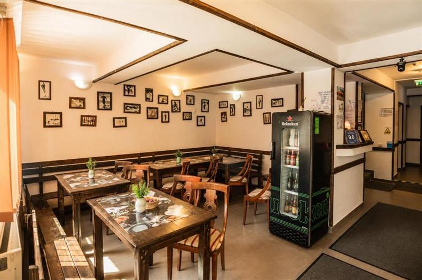 Pensiunea Casa Maria Busteni,afacere HoReCa,restaurant clasificat,spectacol mont