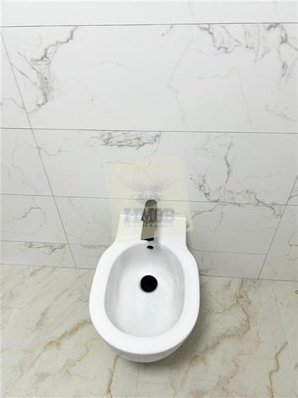 Apartament Renovat 3 camere 65mp decomandat zona Rahovei
