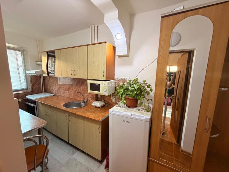 Apartament 2 camere,zona Big,etaj 1 - 5