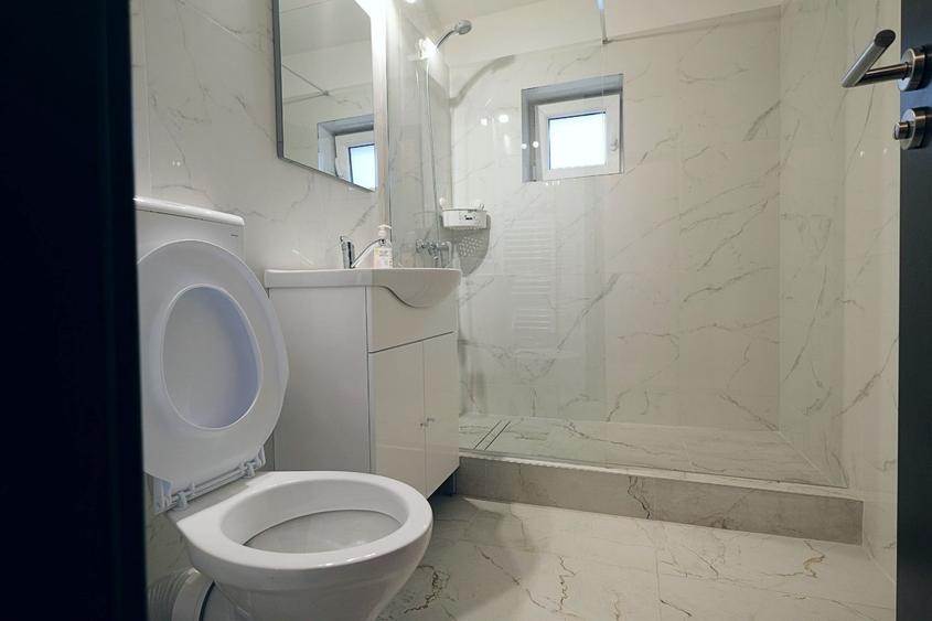 UNIRII - Octavian Goga, apartament deosebit, parter/8 aflat la prima inchiriere