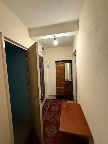 Apartament 3 camere, 68 mp - Zona Centrală, Târgu-Jiu (Parter)