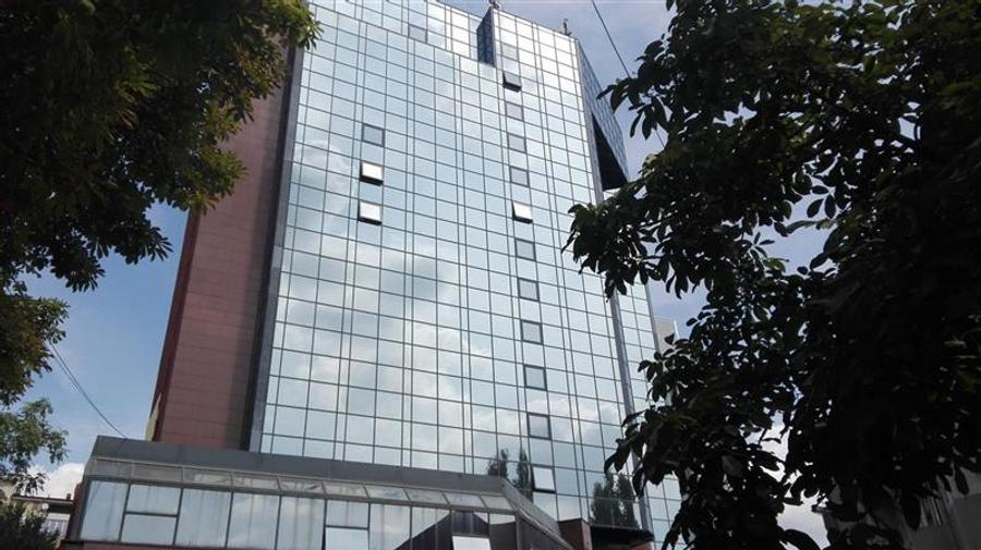 Spatiu comercial stradal ultracentral 445 mp