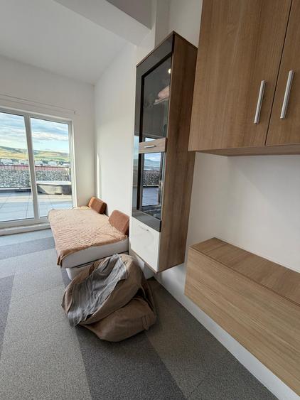 Penthouse deosebit cu 2 camere, 61 mp + terasă panoramică de 39 mp, Florești