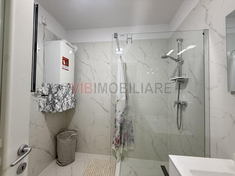 Apartament 2 camere de închiriat Blvd. Dacia - Piața Romana + loc parcare in cur