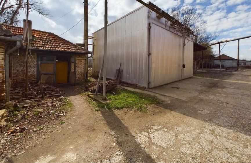 Fabrica prelucrare lemn de vanzare – Lipova, Arad