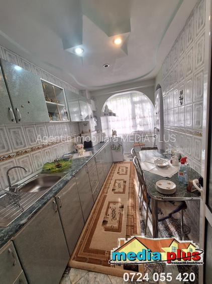Apartament 3 camere decomandat, etaj 2, Micro 13 – 95.000 euro  Agentia Imobilia - 8