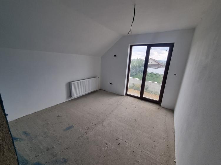 Casă individuală | S+P+1 | 270 mp utili | 163.000 €