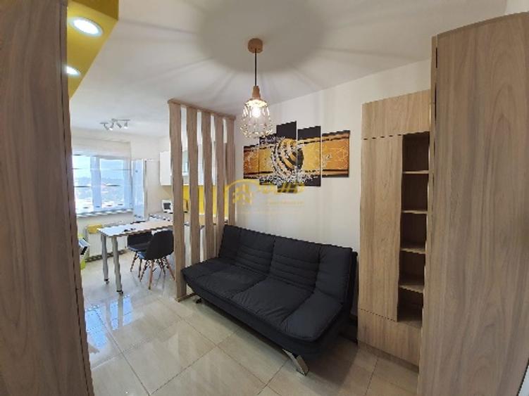 Apartament 2 camere decomandate, zona ultracentrala.