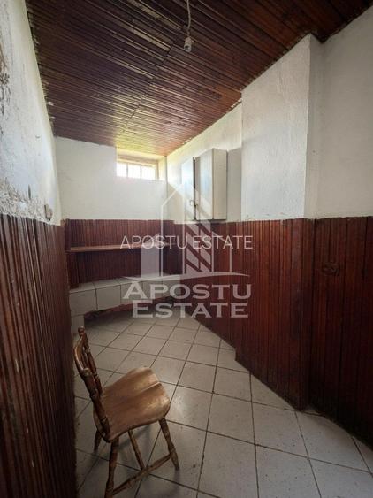 Casa de vanzare in Sandra, 5755 mp, teren, acoperis nou - 4