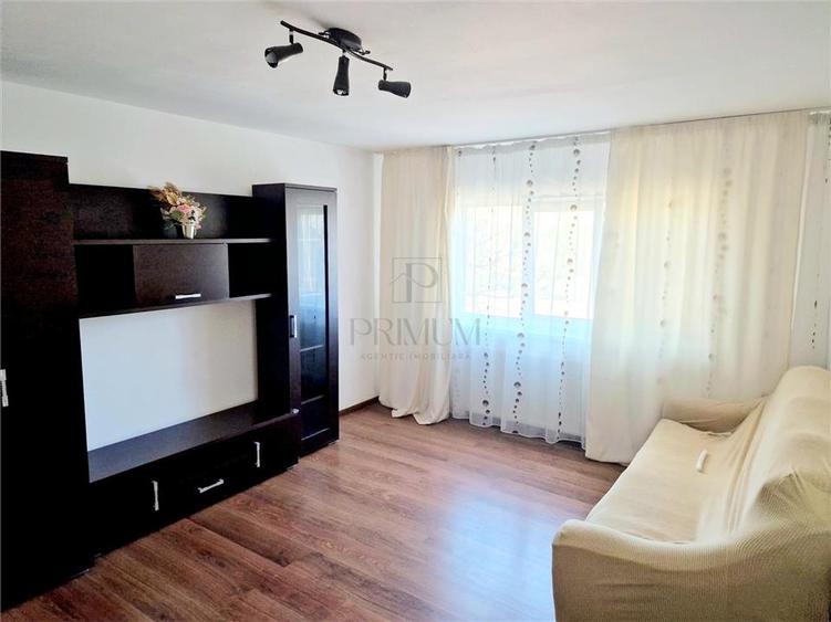 LUNEI - 3 CAMERE - DECOMANDAT - CENTRALA PROPRIE - 2 BAI - ETAJ 2