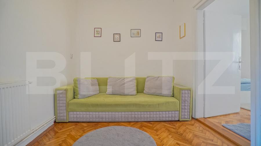 Apartament in vila , 3 camere Zona Centrala cu pivnita , baie ,balcon mare