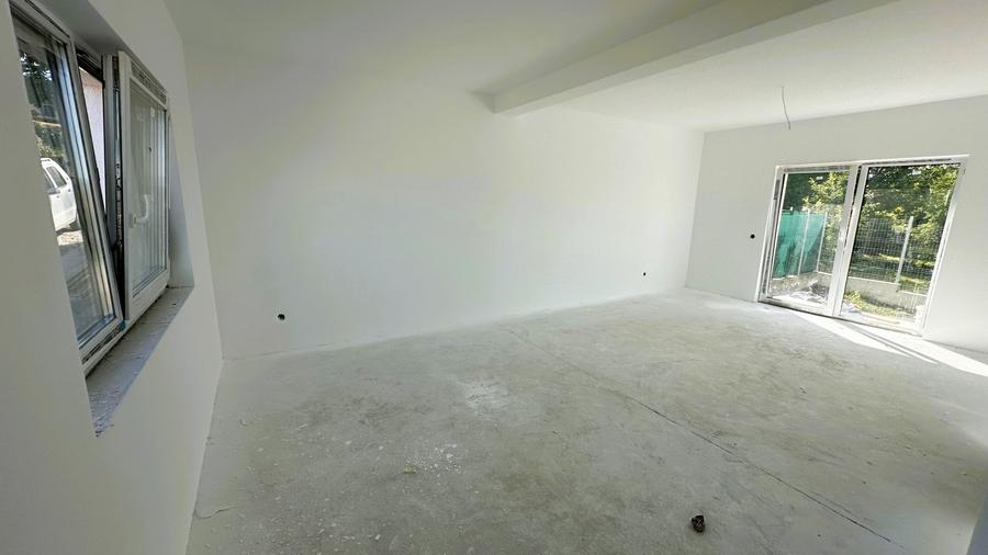 Duplex 117mp teren 300 Sura Mica