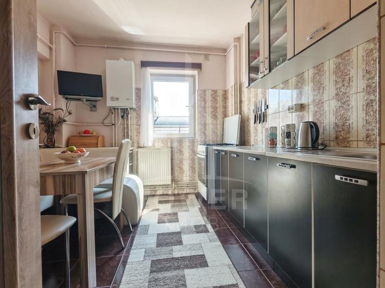 Apartament de 2 camere decomandate situat pe Bulevardul Mihai Viteazul,