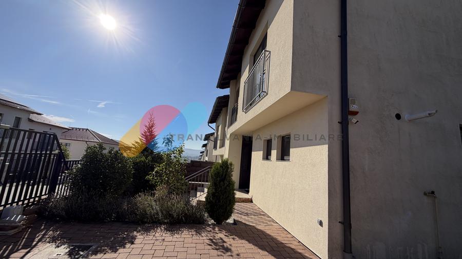 Casă tip Duplex, 112 mp utili, teren 362 mp, zona Dambul Rotund