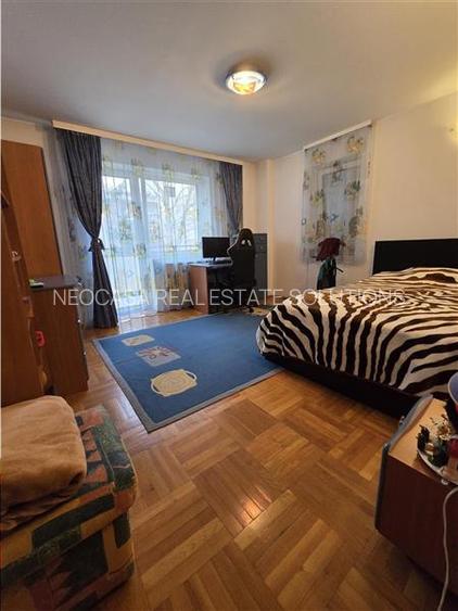 Vila versatila 7 camere + Garaj, Pivnita si Centrala Proprie, zona 1 Mai - Ion M - 6
