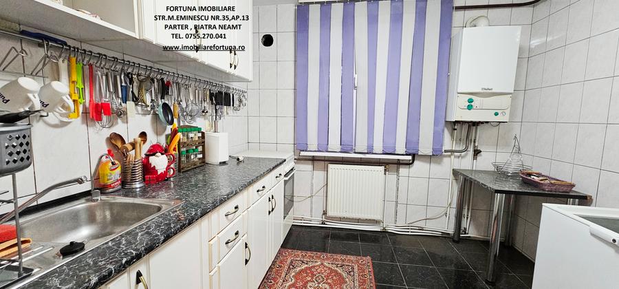 Apartament 3 camere decomandate,imbunatatiri, boxa,loc parcare,C-lea Romanului