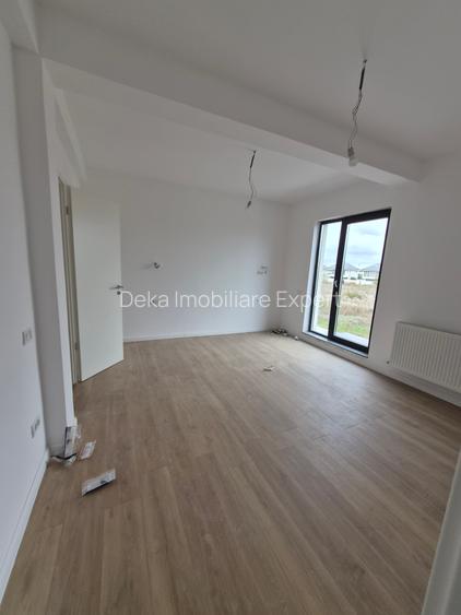 Vilă elegantă cu 5 camere si 3 bai + mansarda + garaj  – Zona Cristalului - 15