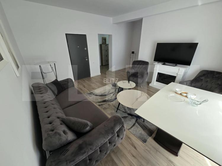 Spațiu comercial de inchiriat, format din 4 apartamente, 250 mp, zona Dva. Nord - 17