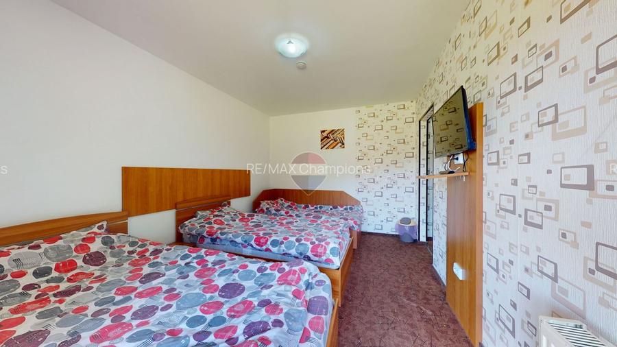 Pensiune în funcțiune | 10 camere | Teren 4.000 mp | Brădet – Săcele
