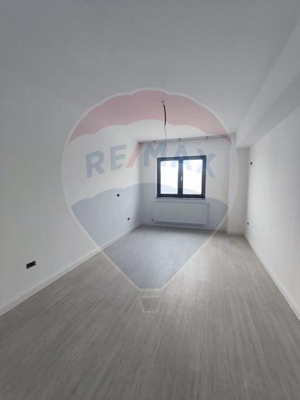 Apartamente Noi cu Lift în Burdujeni, 55-68 mp - Lângă Piață, Biserica