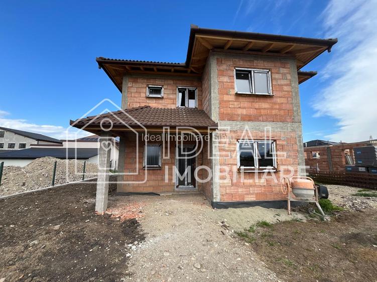 Casa individuala - 125mpu și 270mp curte | Sura Mica - 2