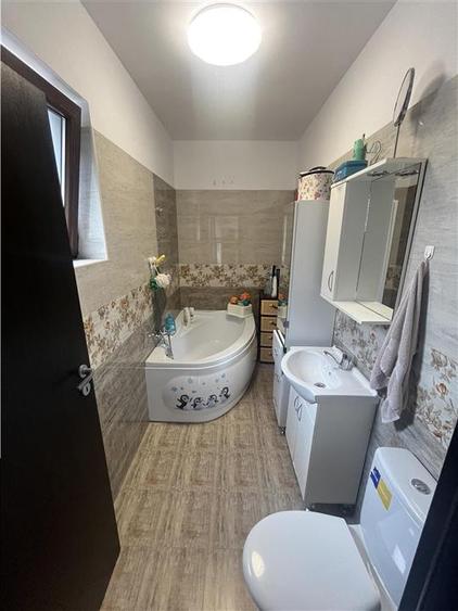 Apartament 3 camere FUNDENI-DOBROIESTI