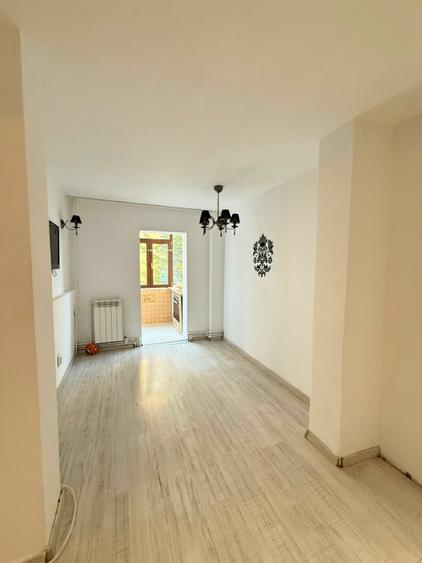 Apartament 3 camere-Sf Lazar-Palas Mall-etaj 1
