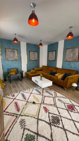 Casa noua cu 5 camere in zona V. Lupului
