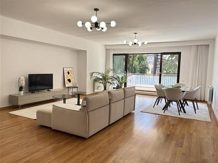 Apartament spatios langa parcul Kiseleff | 3 locuri de parcare