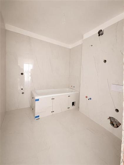 Decomandat, etaj2, bloc nou, 67 mp, 2 balcoane, parcare proprie,Tudor, Targu Mur
