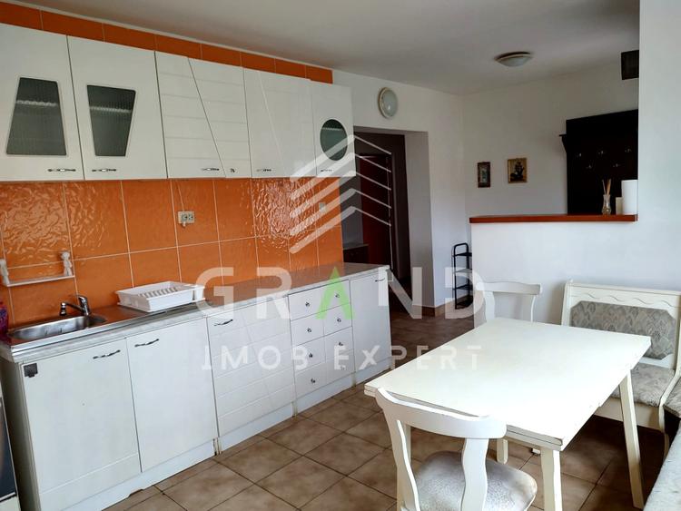 Casa individuală de închiriat | 3 camere | Curte | Terasă | Garaj | Gazon | Jucu
