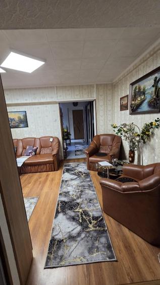 Vand apartament 3 camere Bd Ghencea