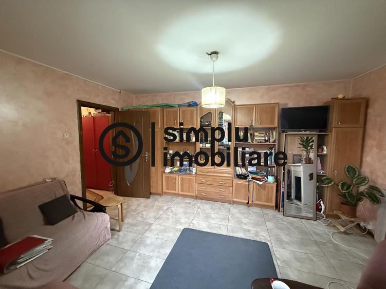 Apartament 2 camere semidecomandate transformat in 3 et 3/4 Brazda