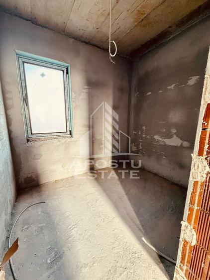 Casa insiruita cu 3 camere,2 bai,constructie noua,Giroc