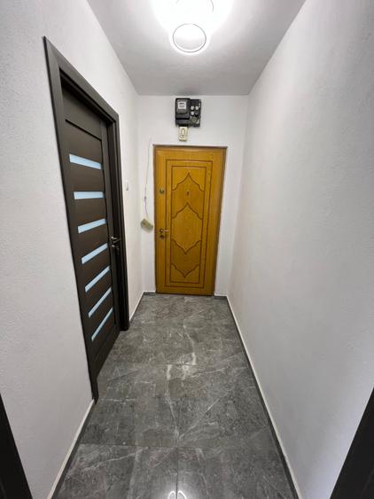 Apartament 2 camere semidecomandat,renovat, Mihai Viteazul