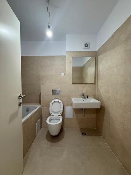 Apartament 3 camere decomandat Tip 2V