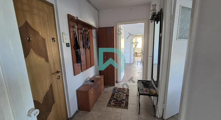 Apartament 3 camere Astra, intermediar, Brasov